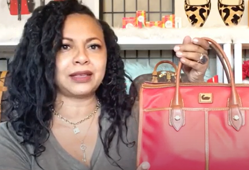 DOONEY AND BOURKE BAG REVIEW WHAT S IN MY BAG NYLON WAYFARER